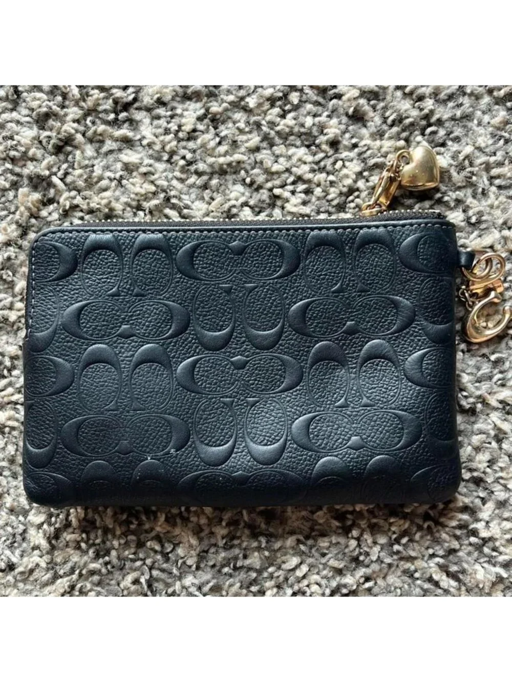 Coach Black Signature C Embossed Leather Corner Zip Wallet Chic Classic Utility